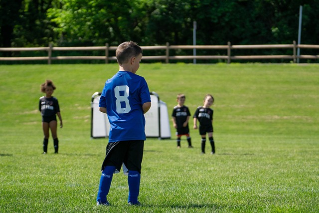 连续命中三 连续命中三