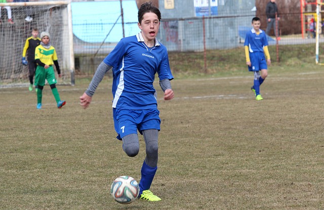 高的背景下 高的背景下