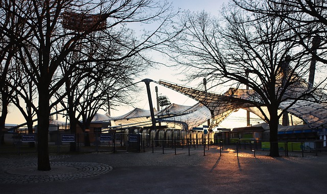 在与西部第 在与西部第