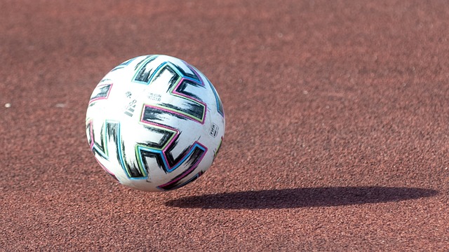 多次在紧要 多次在紧要