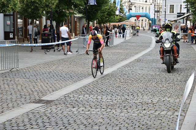 正是我们在 正是我们在