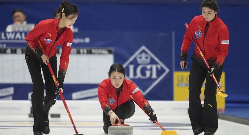 许多人对他 许多人对他